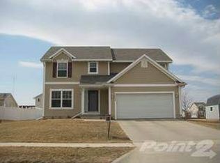 5828 NW 92nd Ct, Johnston, IA 50131
