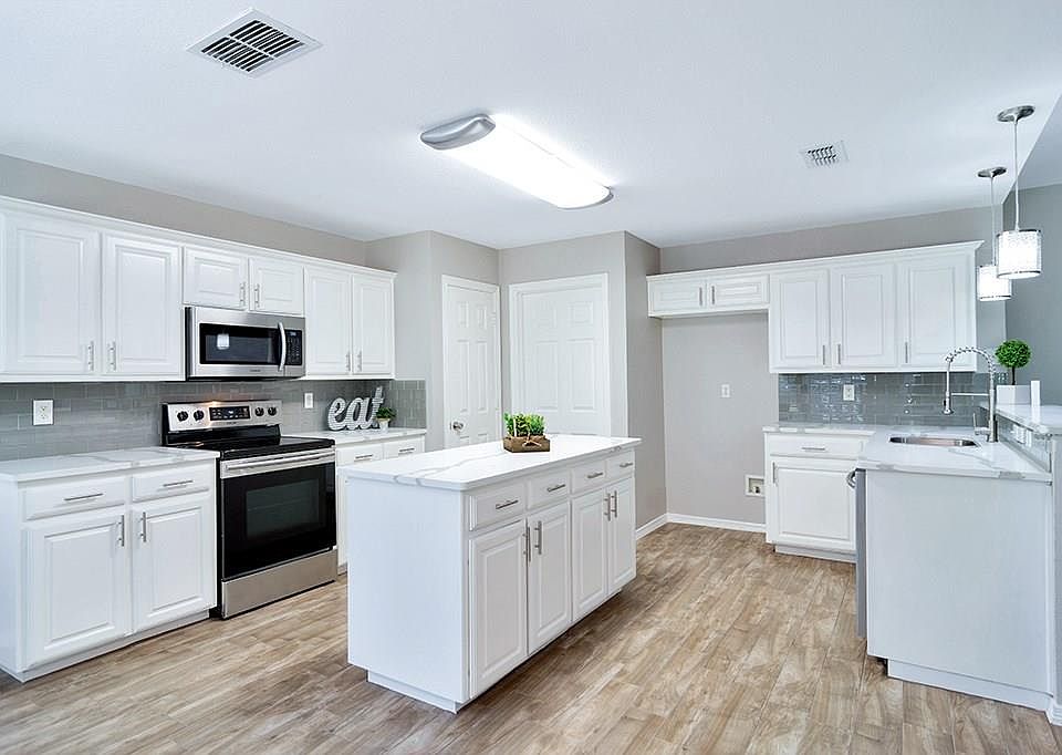 1st image of 1119 Fawn Meadow Trl