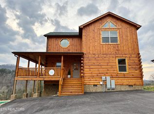 3738 Heritage Hills Dr, Pigeon Forge, TN 37863