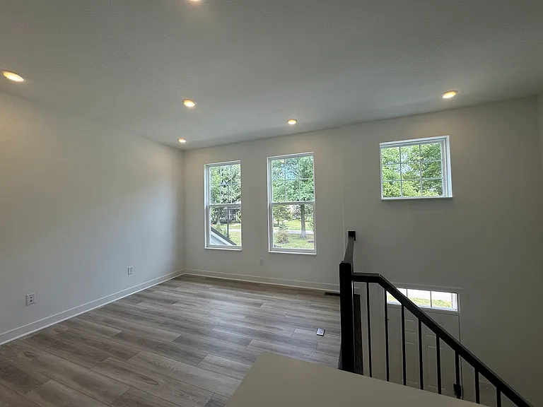 13847 Gatsby Dr — Photo 58