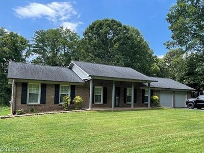 4921 River Road Liberty Grove Rd, North Wilkesboro, NC, 28659