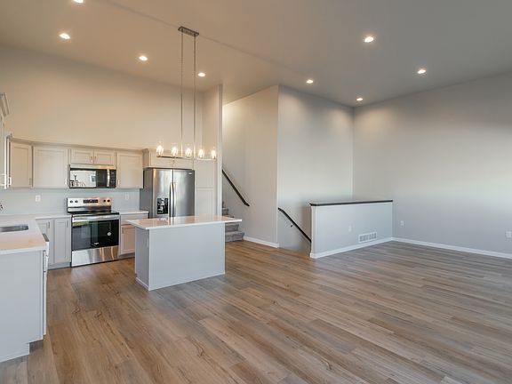 2nd image of 3626 33rd St S