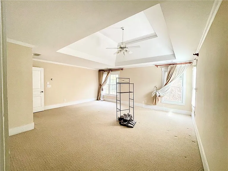 555 Vinings Springs Dr SE — Photo 30