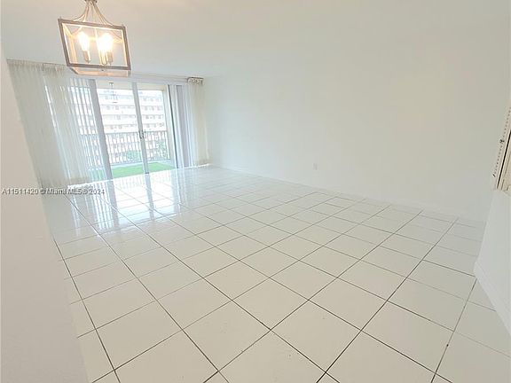 2nd image of 1770 NE 191st St #6161