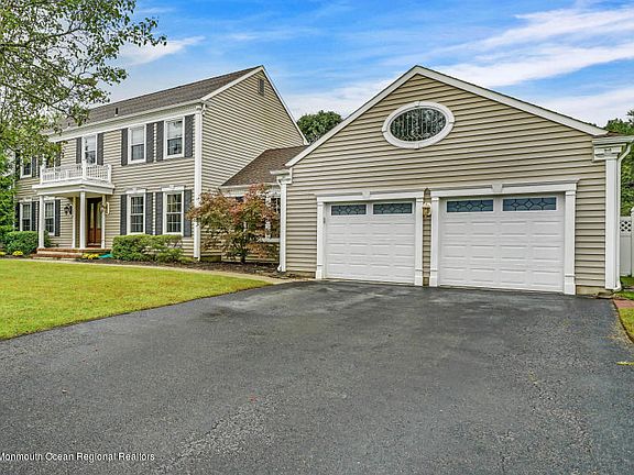 3rd image of 229 Jumping Brook Dr