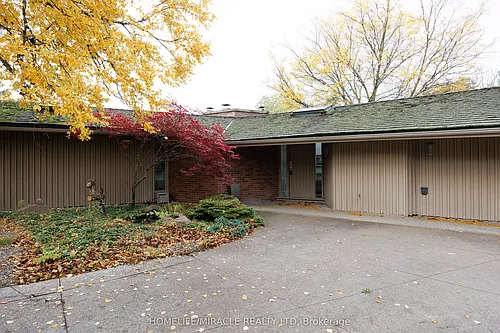 11 Champlain Cres Photo 1