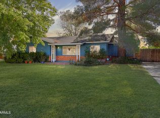 4033 E Cambridge Ave, Phoenix, AZ 85008