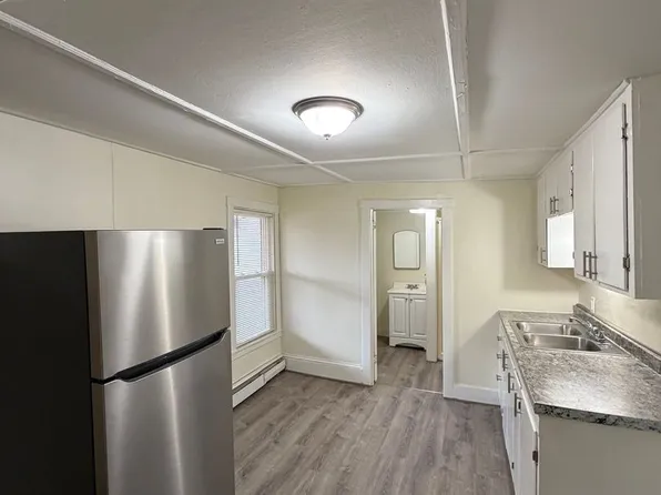 39 Jefferson, 39 Jefferson St #4, Augusta, ME 04330