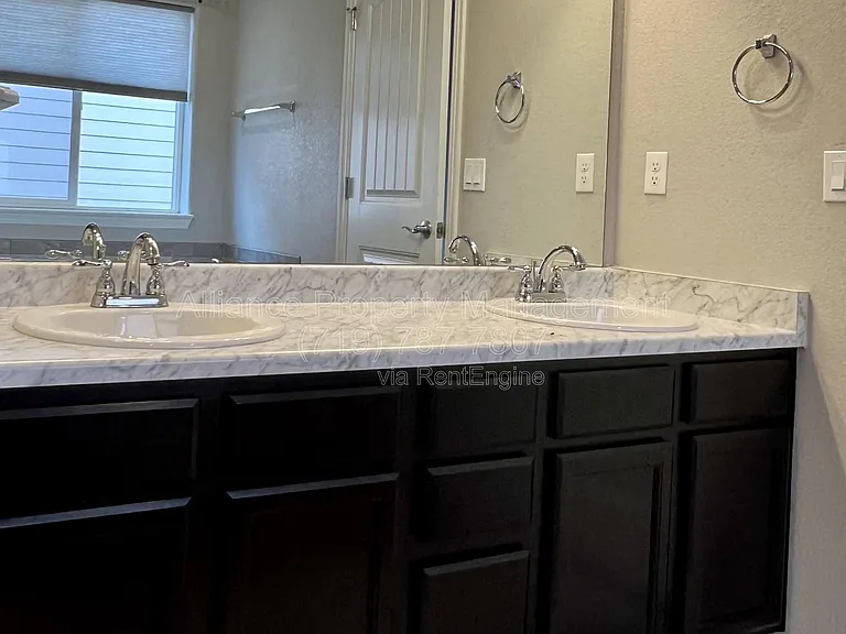 10020 Seawolf Dr — Photo 17