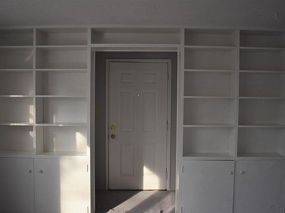 4th image of 1616 Altgeld St