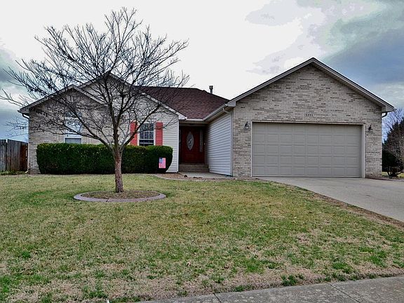 3rd image of 5222 Plume Dr
