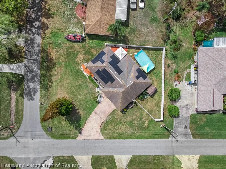 4201 Westminster Rd — Photo 37