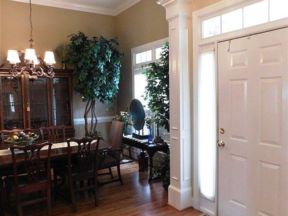 5th image of 602 Chaulk Hill Ct