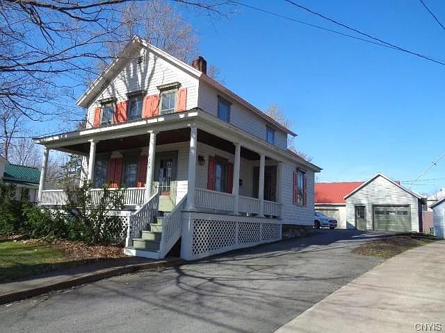 7579 Church St photo 1