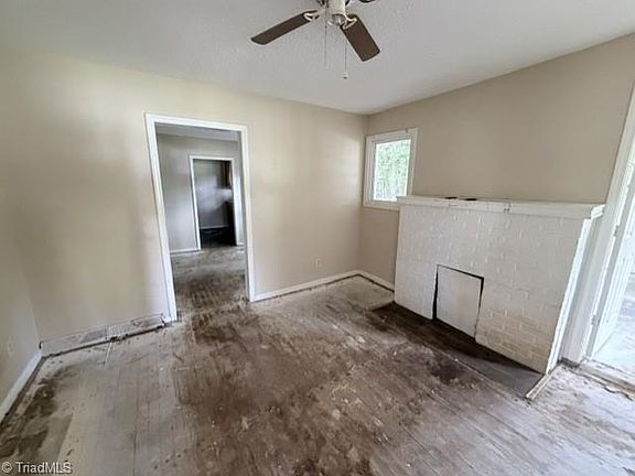 2nd image of 1911 Freeman Mill Rd