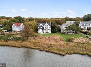 3304 Hidden River View Rd, Annapolis, MD 21403