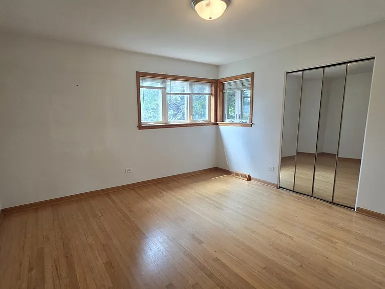 8418 W Crain St — Photo 29