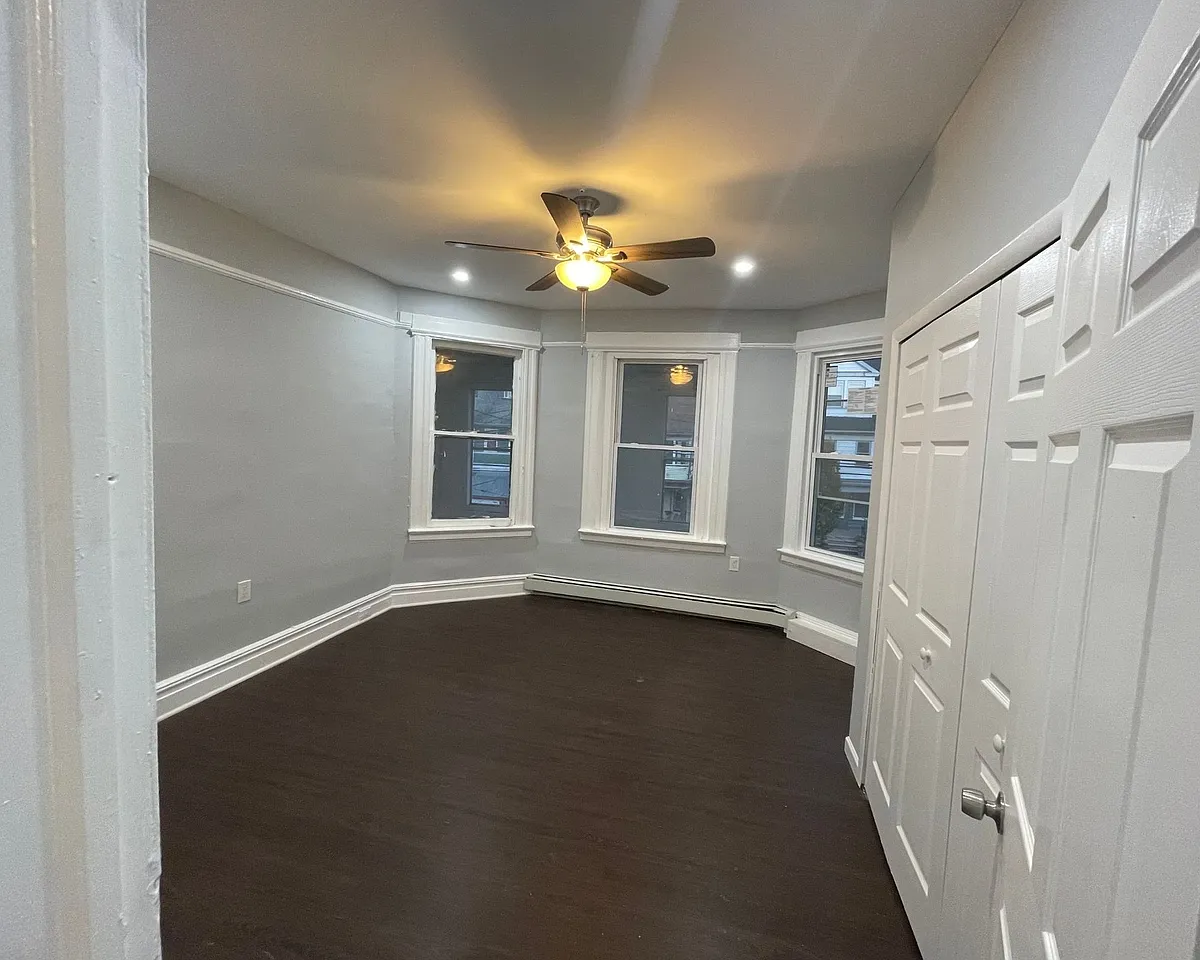 Building Photo - 172 N 12th St #2
