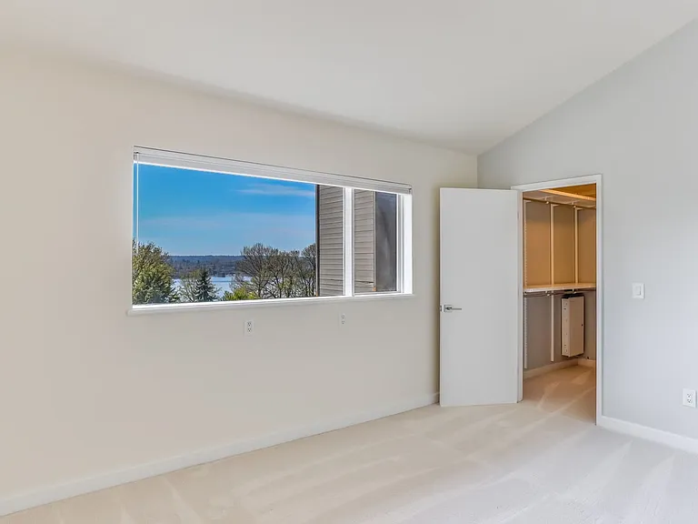 8158 W Mercer Way — Photo 19