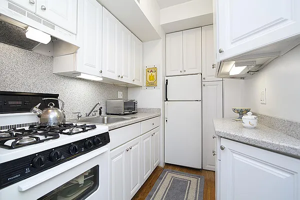 Sold by Modlin Group | media 4
