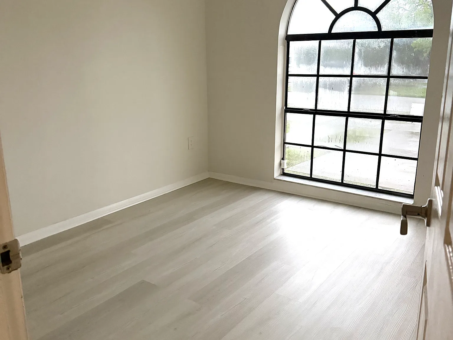 3 bed, 1481 sqft, $3,200 — Photo 3