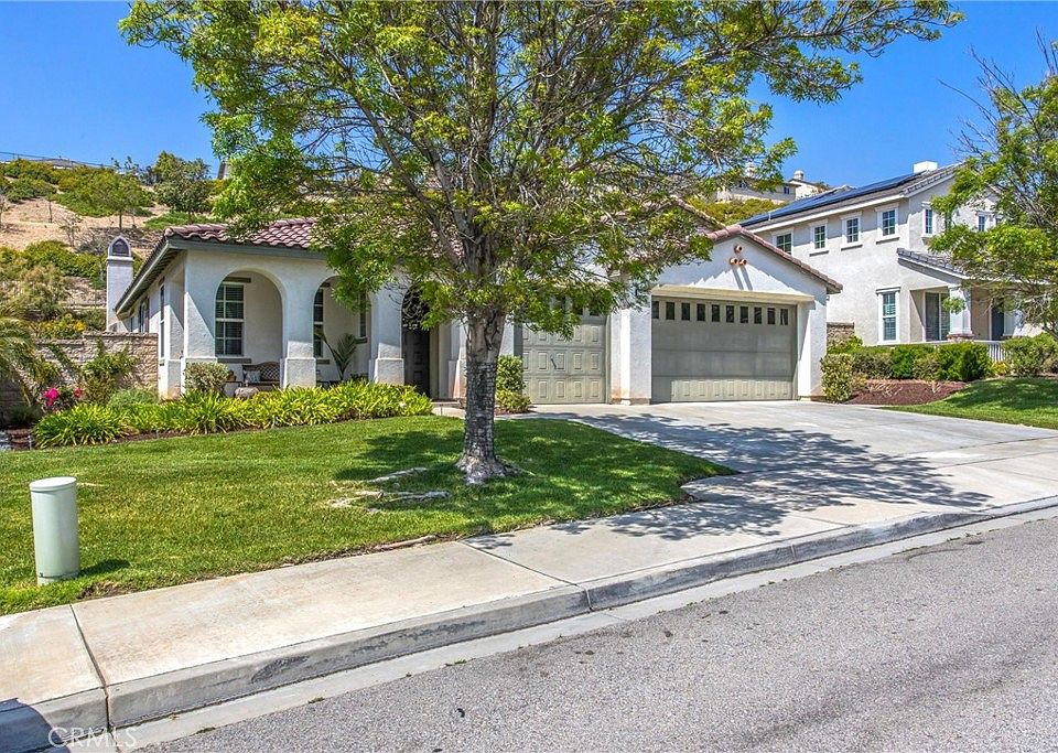 1st image of 28948 Easton Ln
