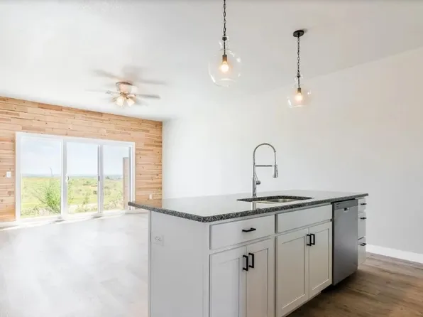 5803 Goheen Dr, Manhattan, KS 66503