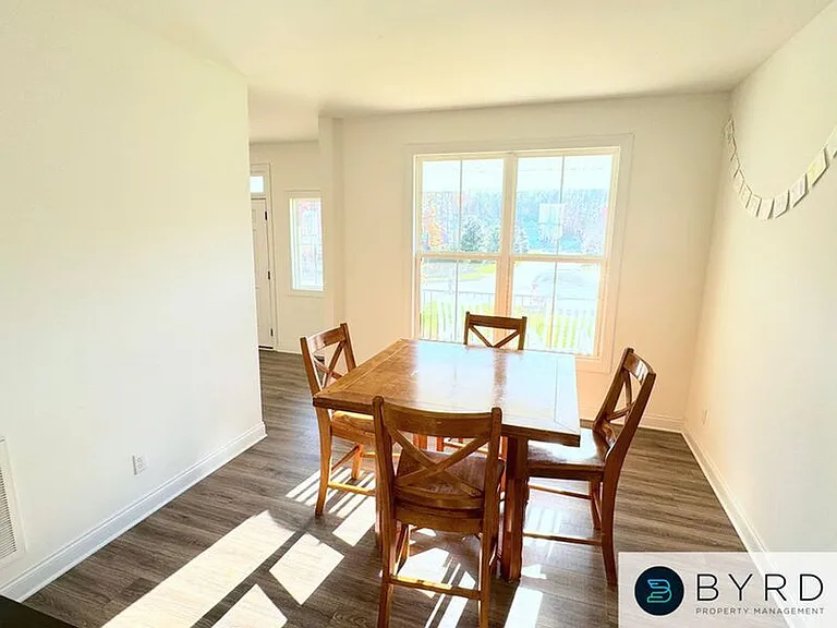 16618 Broadmoor Rd — Photo 17