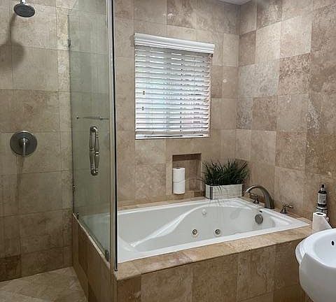 5th image of 3369 Tenaya Ave