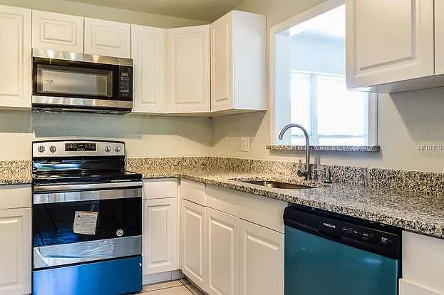 5737 Cortez Dr — Photo 24