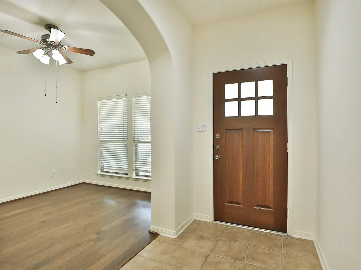 3 bed, 2.5 bath, 2143 sqft, $2,700 — Photo 4