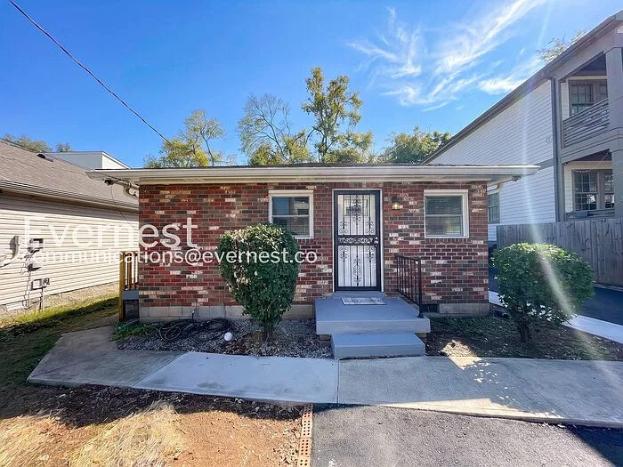 1107 Cecilia Ave #A