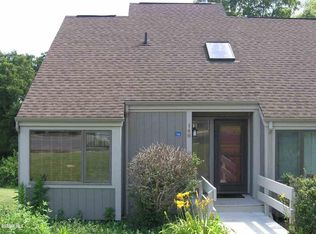 146 Plum Cove Dr, Galena, IL 61036