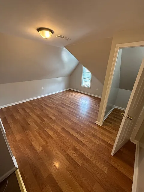 269 Laurel Ave — Photo 2