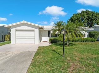 2377 SW 8th Ave, Boynton Beach, FL 33426