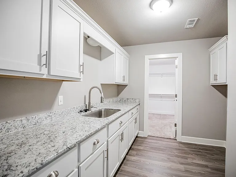 870 Bob Glen Cir — Photo 18