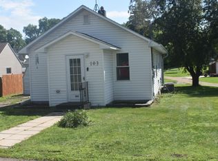 103 E 5th Ave, Osakis, MN 56360