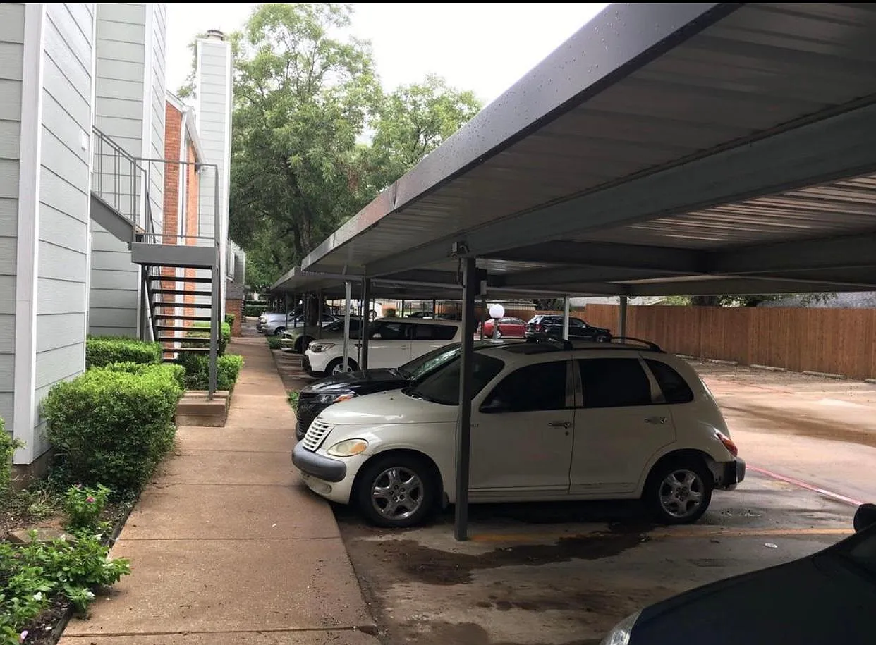 3206 S Fielder Rd — Photo 2