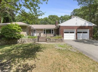 85 Arena Ter, Concord, MA 01742
