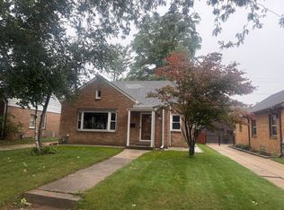 4949 N Berkeley Blvd, Whitefish Bay, WI 53217
