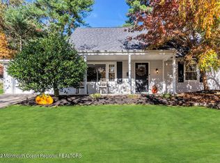 99 Idlebrook Ln, Matawan, NJ 07747