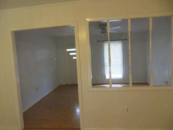 3rd image of 106 Driftwood St