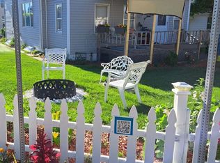 146 10th Ave W, Dickinson, ND 58601