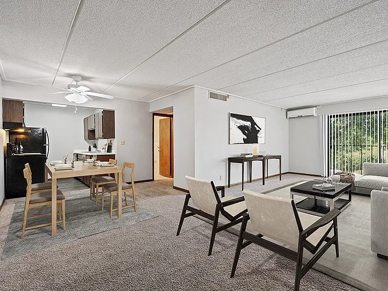 Elevate on Parkway — Photo 13