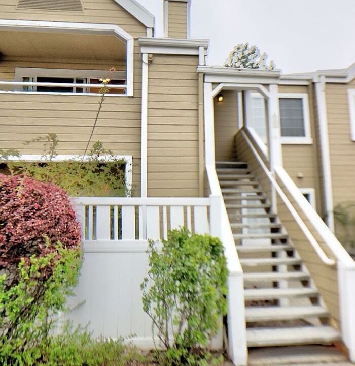 1st image of 1490 Foxboro Dr #2