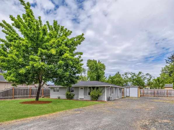 2308 Harding St, Sweet Home, OR 97386