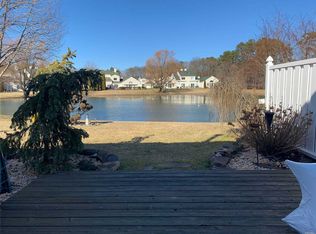 197 Gothic Cir, Manorville, NY 11949
