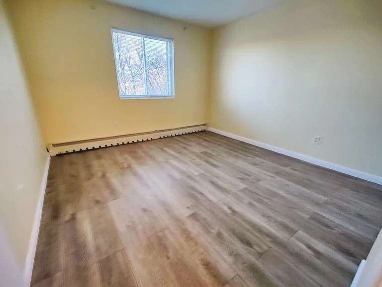 339 Pawtucket Blvd #18 — Photo 6