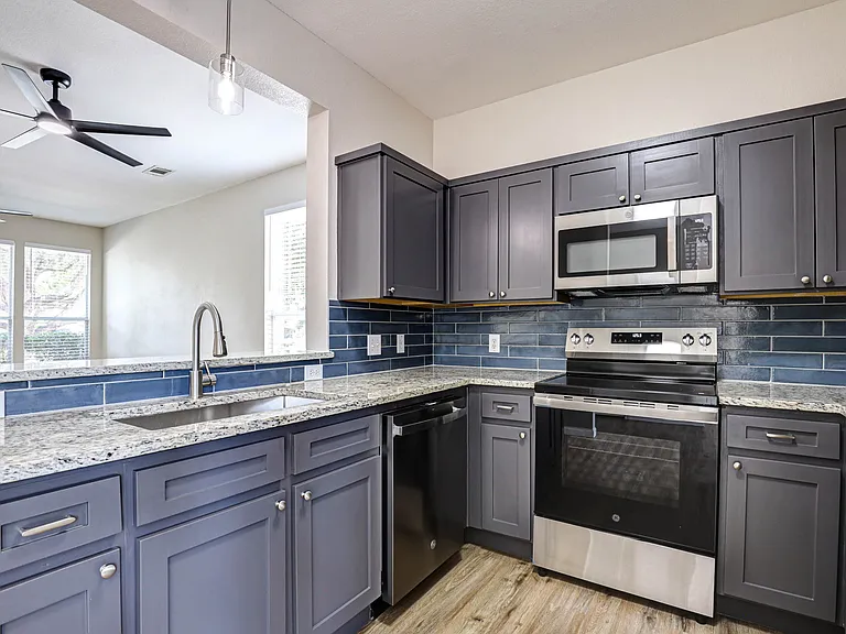 10724 Astor Dr #1 — Photo 7