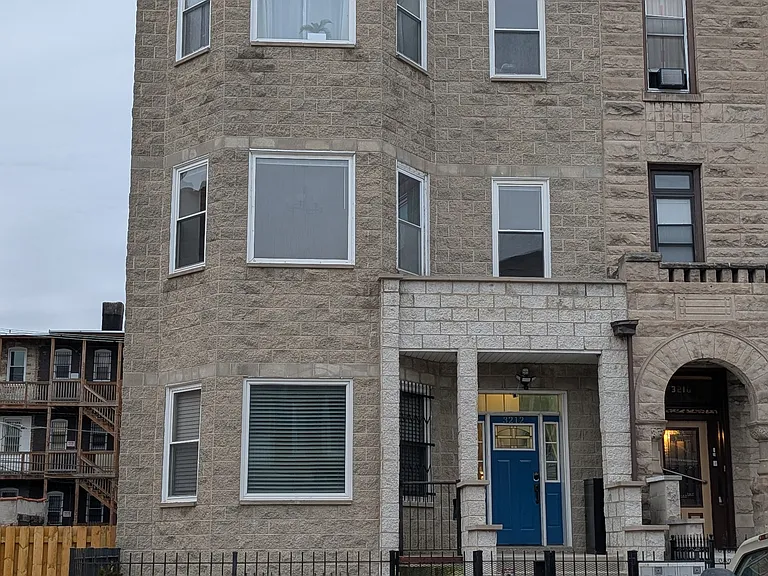 3212 W Warren Blvd #2 — Photo 15